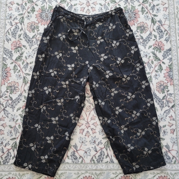 Jane Ashley Pants - Jane Ashley | Cropped Boho Embroidered Pants